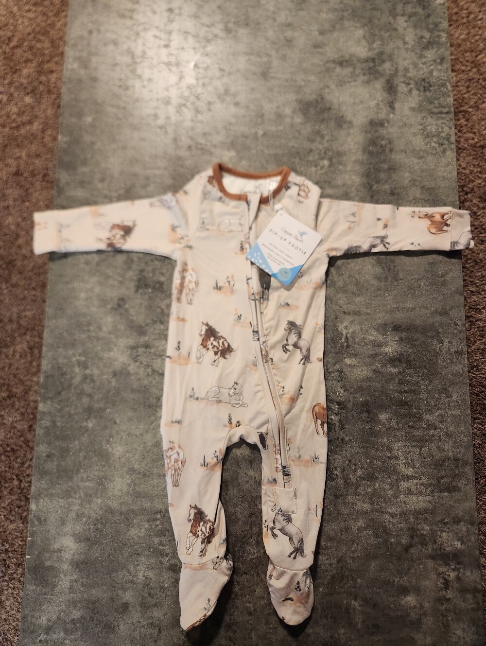NWT Copper Pearl zip up footie